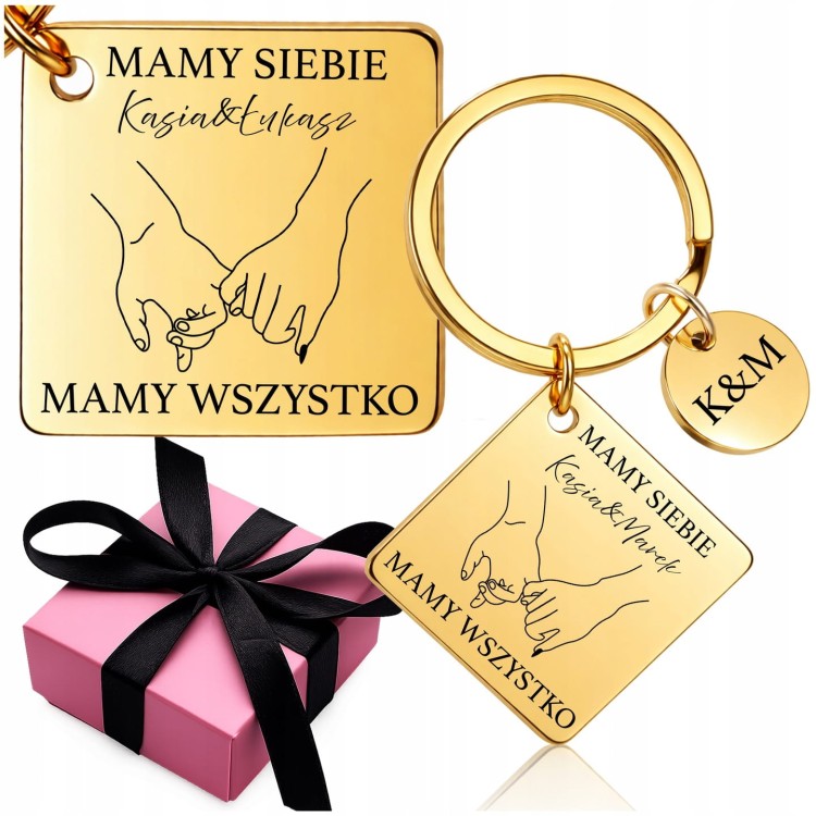 BRELOK-NA-WALENTYNKI-PERSONALIZOWANY-INICJALY-PREZENT.jpeg
